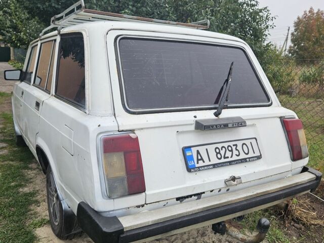 Белый ВАЗ 2104, объемом двигателя 1.3 л и пробегом 100 тыс. км за 800 $, фото 4 на Automoto.ua
