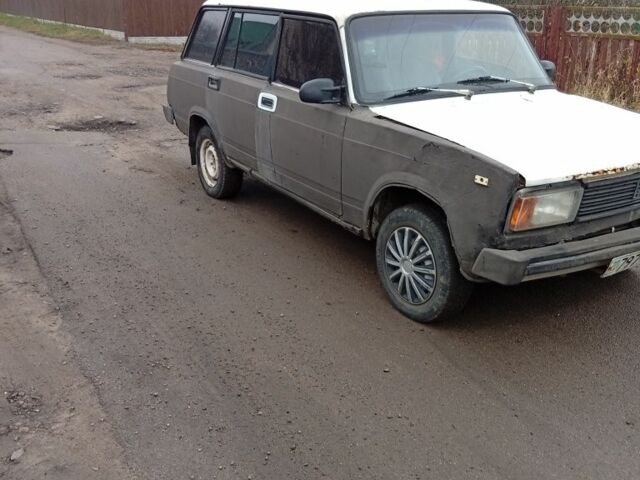 Белый ВАЗ 2104, объемом двигателя 1.5 л и пробегом 100 тыс. км за 346 $, фото 1 на Automoto.ua