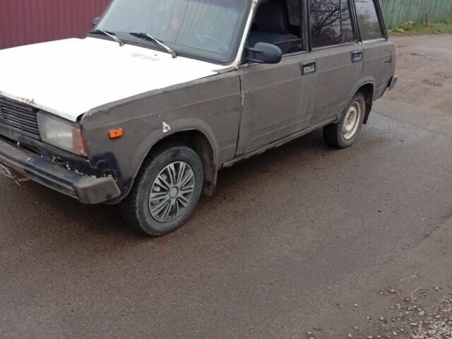 Белый ВАЗ 2104, объемом двигателя 1.5 л и пробегом 100 тыс. км за 346 $, фото 2 на Automoto.ua