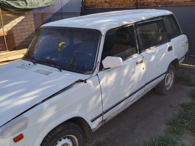 Белый ВАЗ 2104, объемом двигателя 0 л и пробегом 1 тыс. км за 500 $, фото 6 на Automoto.ua
