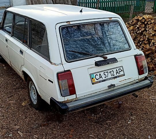 Белый ВАЗ 2104, объемом двигателя 13 л и пробегом 48 тыс. км за 650 $, фото 5 на Automoto.ua