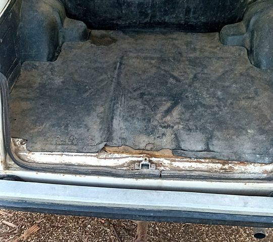 Белый ВАЗ 2104, объемом двигателя 13 л и пробегом 48 тыс. км за 650 $, фото 8 на Automoto.ua