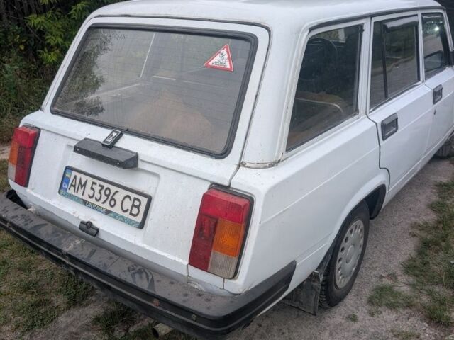 Белый ВАЗ 2104, объемом двигателя 1.3 л и пробегом 30 тыс. км за 850 $, фото 6 на Automoto.ua