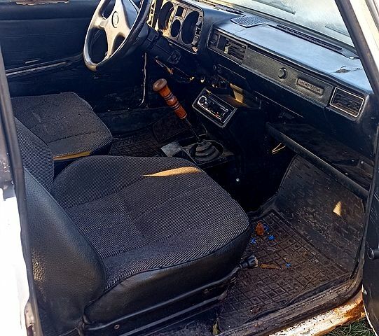 Білий ВАЗ 2104, об'ємом двигуна 1.5 л та пробігом 49 тис. км за 500 $, фото 4 на Automoto.ua