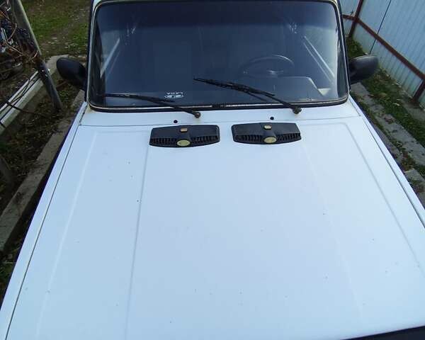 Белый ВАЗ 2104, объемом двигателя 1.3 л и пробегом 20 тыс. км за 1000 $, фото 27 на Automoto.ua