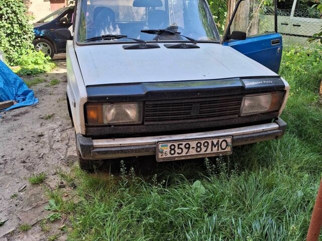 Белый ВАЗ 2104, объемом двигателя 1.3 л и пробегом 30 тыс. км за 550 $, фото 4 на Automoto.ua