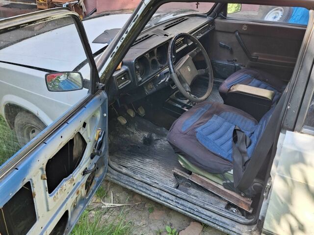 Белый ВАЗ 2104, объемом двигателя 1.3 л и пробегом 30 тыс. км за 550 $, фото 3 на Automoto.ua