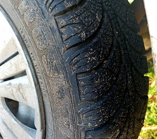 Білий ВАЗ 2104, об'ємом двигуна 1.5 л та пробігом 49 тис. км за 500 $, фото 6 на Automoto.ua