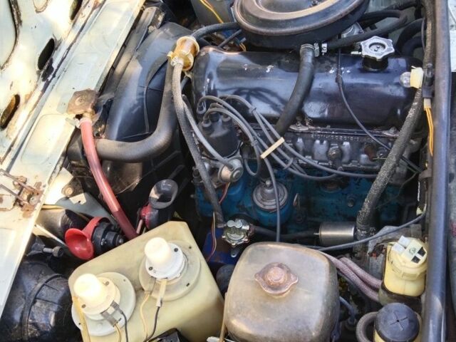 Белый ВАЗ 2104, объемом двигателя 0 л и пробегом 1 тыс. км за 500 $, фото 2 на Automoto.ua