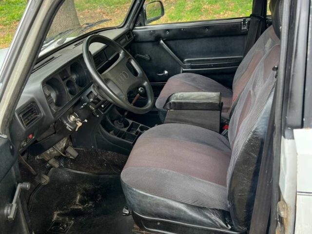 Белый ВАЗ 2104, объемом двигателя 1.5 л и пробегом 75 тыс. км за 1408 $, фото 6 на Automoto.ua