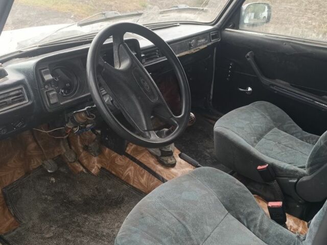 Белый ВАЗ 2104, объемом двигателя 1.3 л и пробегом 100 тыс. км за 600 $, фото 5 на Automoto.ua