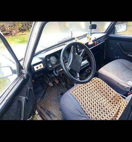 Белый ВАЗ 2104, объемом двигателя 1.5 л и пробегом 150 тыс. км за 800 $, фото 3 на Automoto.ua