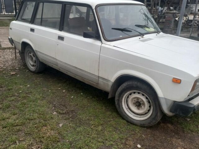 Білий ВАЗ 2104, об'ємом двигуна 0 л та пробігом 999 тис. км за 380 $, фото 2 на Automoto.ua