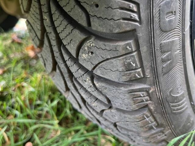 Белый ВАЗ 2104, объемом двигателя 1.5 л и пробегом 75 тыс. км за 1408 $, фото 4 на Automoto.ua