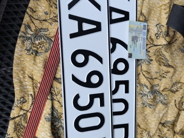 Белый ВАЗ 2104, объемом двигателя 1.5 л и пробегом 80 тыс. км за 450 $, фото 7 на Automoto.ua