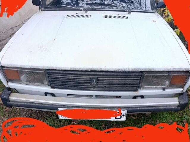 Белый ВАЗ 2104, объемом двигателя 1 л и пробегом 100 тыс. км за 500 $, фото 2 на Automoto.ua