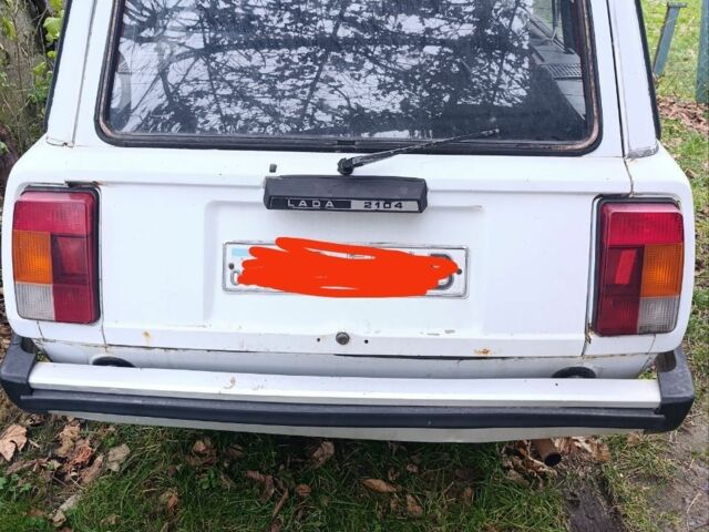 Білий ВАЗ 2104, об'ємом двигуна 1 л та пробігом 100 тис. км за 410 $, фото 1 на Automoto.ua