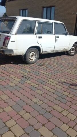 Белый ВАЗ 2104, объемом двигателя 1.3 л и пробегом 175 тыс. км за 700 $, фото 3 на Automoto.ua