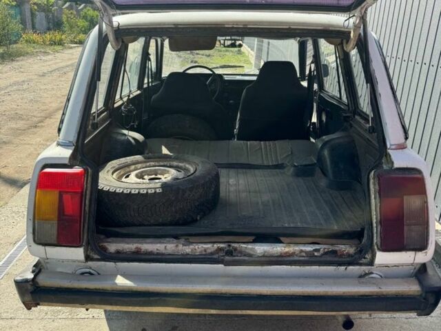 Белый ВАЗ 2104, объемом двигателя 1.5 л и пробегом 3 тыс. км за 400 $, фото 2 на Automoto.ua