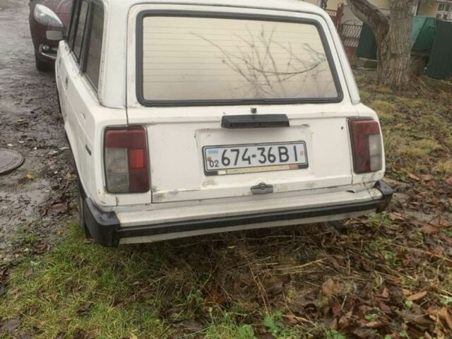 Белый ВАЗ 2104, объемом двигателя 10 л и пробегом 125 тыс. км за 1000 $, фото 3 на Automoto.ua