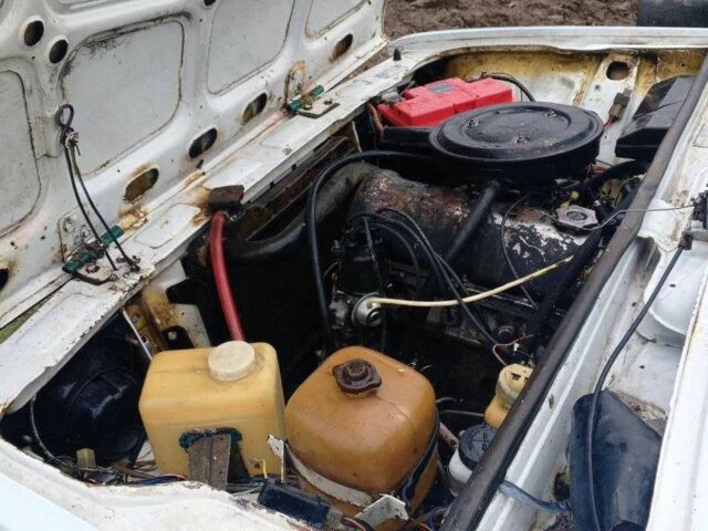 Белый ВАЗ 2104, объемом двигателя 1.5 л и пробегом 194 тыс. км за 750 $, фото 9 на Automoto.ua