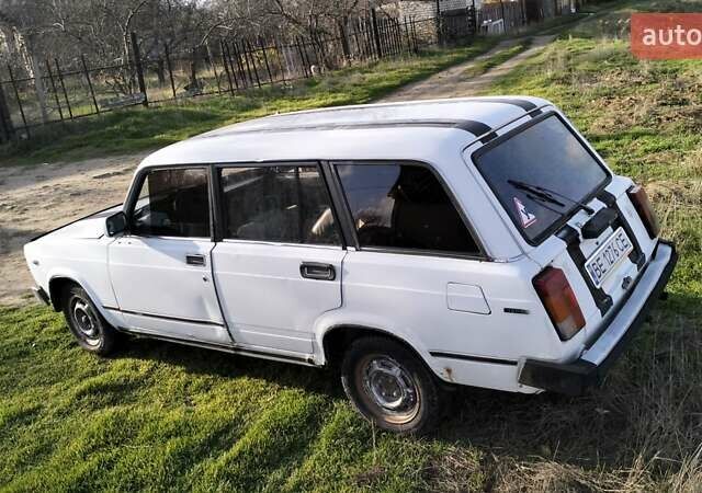 Белый ВАЗ 2104, объемом двигателя 1.5 л и пробегом 150 тыс. км за 850 $, фото 3 на Automoto.ua