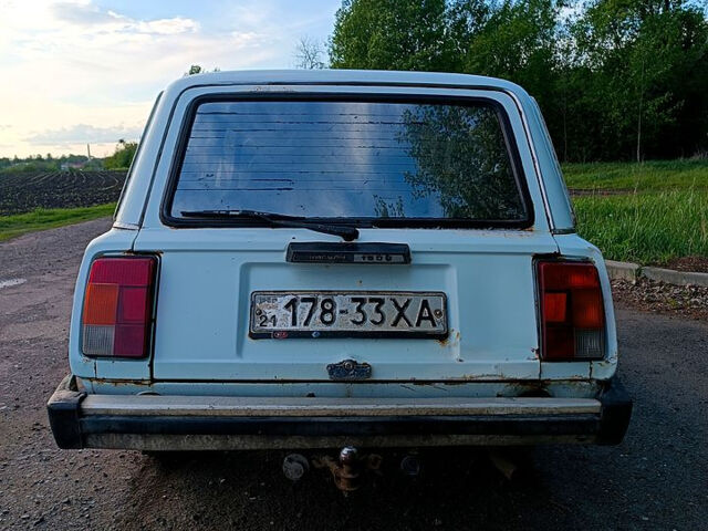 Белый ВАЗ 2104, объемом двигателя 1.5 л и пробегом 100 тыс. км за 600 $, фото 3 на Automoto.ua