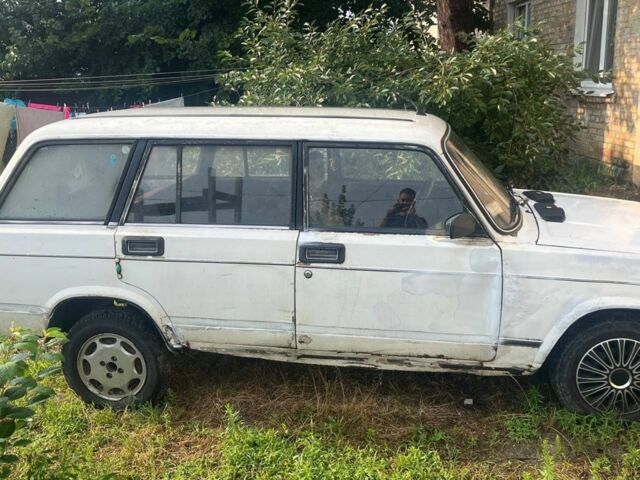 Белый ВАЗ 2104, объемом двигателя 1.3 л и пробегом 250 тыс. км за 207 $, фото 1 на Automoto.ua