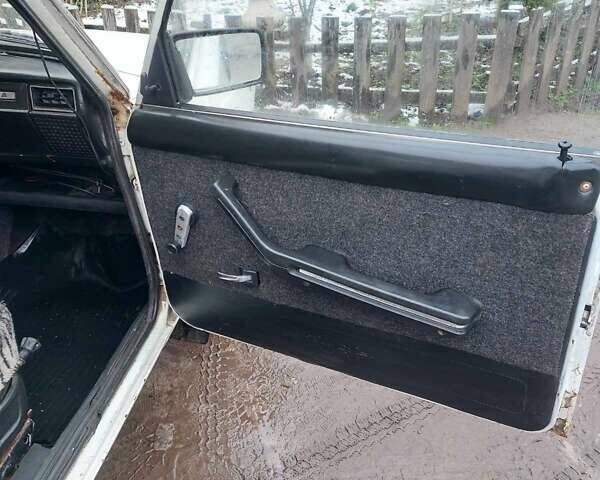 Белый ВАЗ 2104, объемом двигателя 1.5 л и пробегом 200 тыс. км за 480 $, фото 7 на Automoto.ua