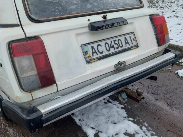 Белый ВАЗ 2104, объемом двигателя 1.5 л и пробегом 200 тыс. км за 480 $, фото 10 на Automoto.ua