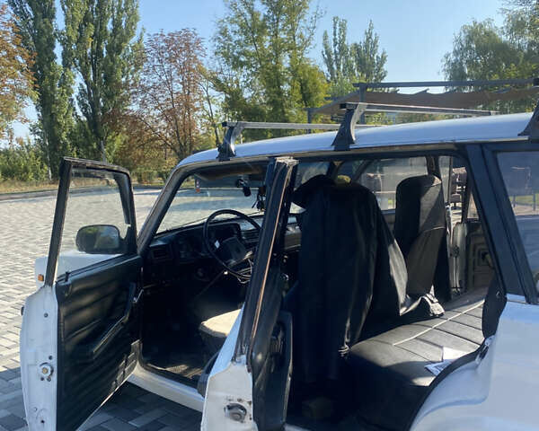 Белый ВАЗ 2104, объемом двигателя 1.5 л и пробегом 49 тыс. км за 1400 $, фото 6 на Automoto.ua