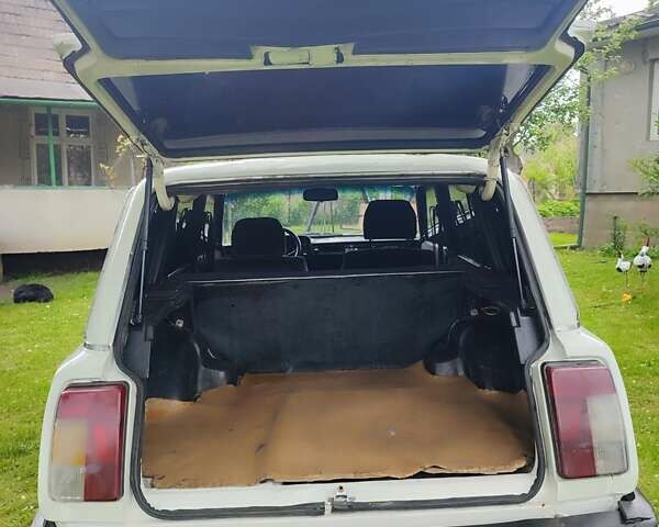 Белый ВАЗ 2104, объемом двигателя 1.5 л и пробегом 21 тыс. км за 700 $, фото 10 на Automoto.ua