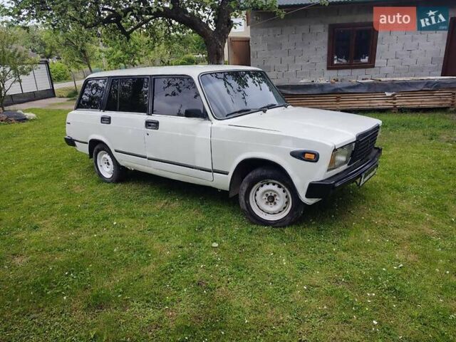 Белый ВАЗ 2104, объемом двигателя 1.5 л и пробегом 21 тыс. км за 700 $, фото 2 на Automoto.ua