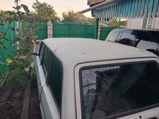 Белый ВАЗ 2104, объемом двигателя 0 л и пробегом 10 тыс. км за 479 $, фото 4 на Automoto.ua