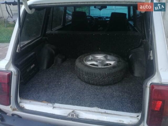 Белый ВАЗ 2104, объемом двигателя 2 л и пробегом 13 тыс. км за 1500 $, фото 2 на Automoto.ua