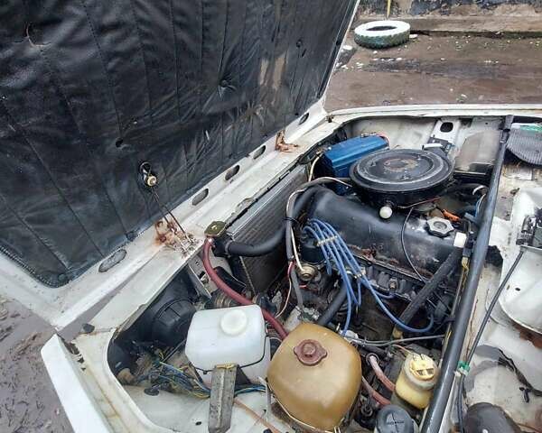 Белый ВАЗ 2104, объемом двигателя 1.5 л и пробегом 200 тыс. км за 400 $, фото 9 на Automoto.ua