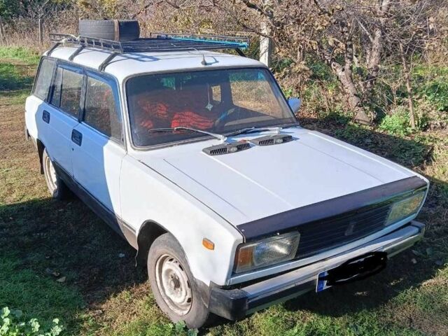 Белый ВАЗ 2104, объемом двигателя 1.5 л и пробегом 200 тыс. км за 508 $, фото 1 на Automoto.ua