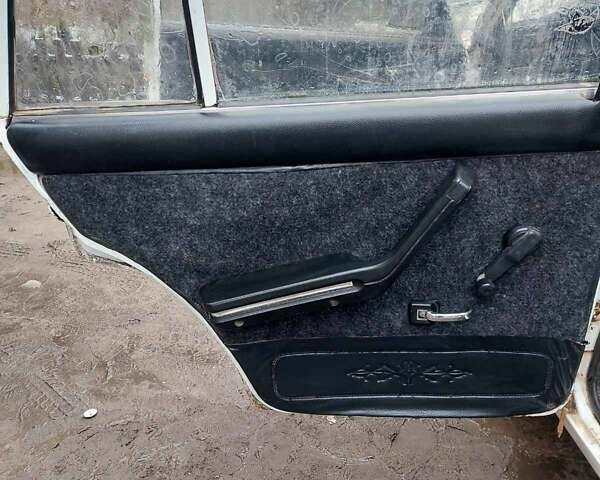 Белый ВАЗ 2104, объемом двигателя 1.5 л и пробегом 200 тыс. км за 480 $, фото 11 на Automoto.ua