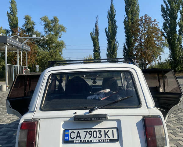 Белый ВАЗ 2104, объемом двигателя 1.5 л и пробегом 49 тыс. км за 1400 $, фото 4 на Automoto.ua