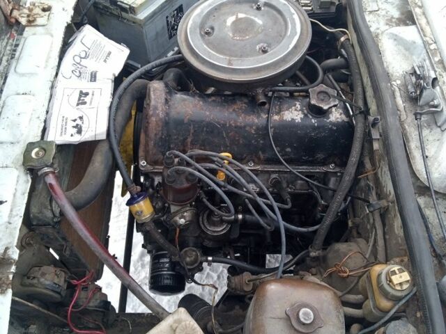 Белый ВАЗ 2104, объемом двигателя 1 л и пробегом 88 тыс. км за 594 $, фото 7 на Automoto.ua