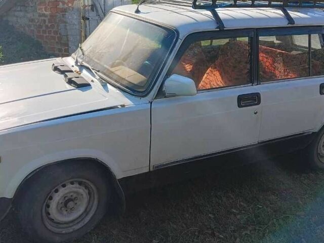 Белый ВАЗ 2104, объемом двигателя 1.5 л и пробегом 200 тыс. км за 508 $, фото 4 на Automoto.ua