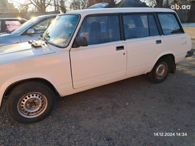 Белый ВАЗ 2104, объемом двигателя 0 л и пробегом 100 тыс. км за 970 $, фото 2 на Automoto.ua