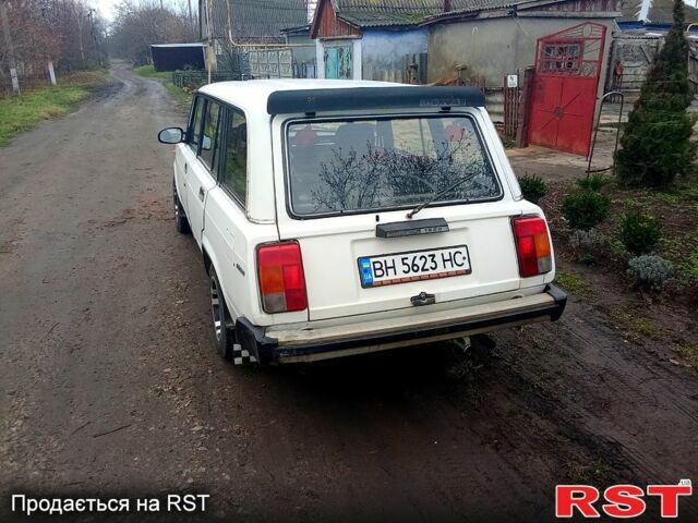 Белый ВАЗ 2104, объемом двигателя 1.5 л и пробегом 110 тыс. км за 1400 $, фото 5 на Automoto.ua