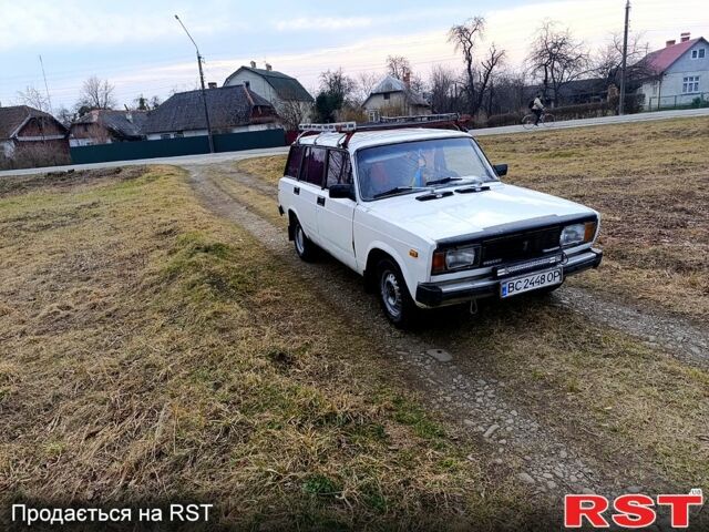 Белый ВАЗ 2104, объемом двигателя 1.5 л и пробегом 0 тыс. км за 1100 $, фото 2 на Automoto.ua