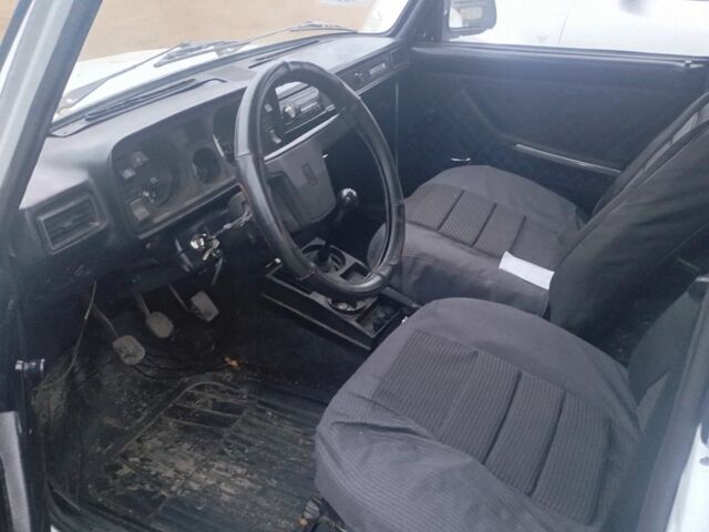 Белый ВАЗ 2104, объемом двигателя 0 л и пробегом 250 тыс. км за 815 $, фото 3 на Automoto.ua