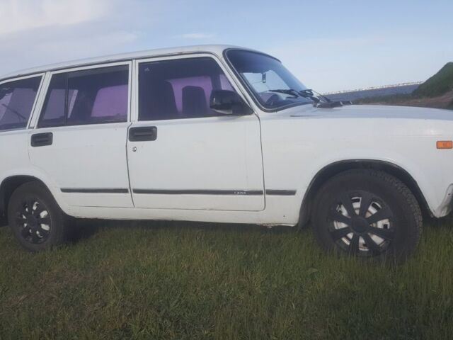 Белый ВАЗ 2104, объемом двигателя 1.5 л и пробегом 36 тыс. км за 900 $, фото 6 на Automoto.ua