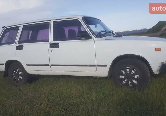 Белый ВАЗ 2104, объемом двигателя 1.5 л и пробегом 36 тыс. км за 900 $, фото 5 на Automoto.ua