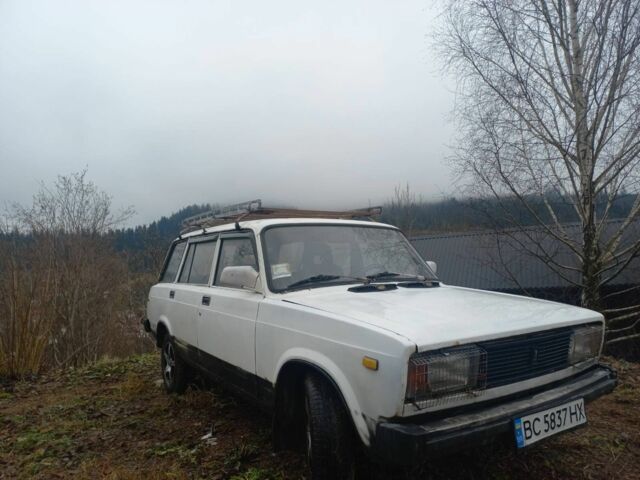 Белый ВАЗ 2104, объемом двигателя 1.5 л и пробегом 20 тыс. км за 475 $, фото 1 на Automoto.ua