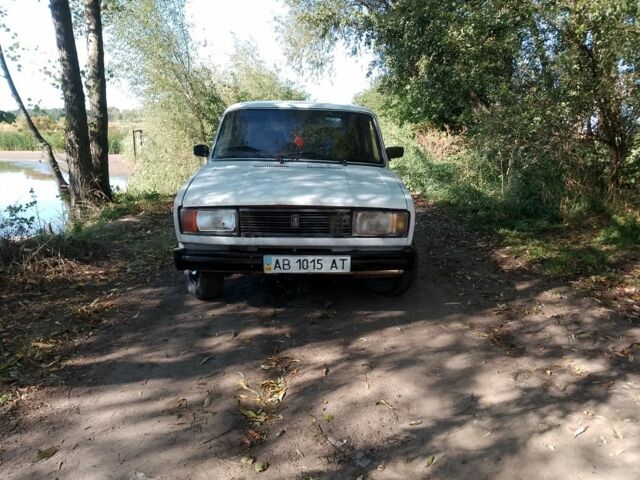 Белый ВАЗ 2104, объемом двигателя 1 л и пробегом 1000 тыс. км за 411 $, фото 1 на Automoto.ua