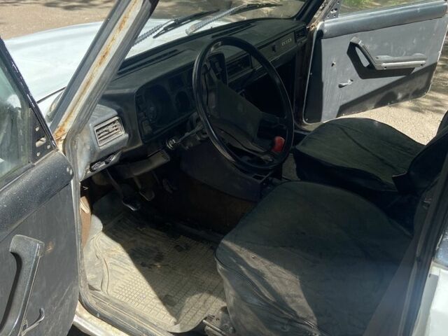 Белый ВАЗ 2104, объемом двигателя 1.6 л и пробегом 226 тыс. км за 399 $, фото 2 на Automoto.ua